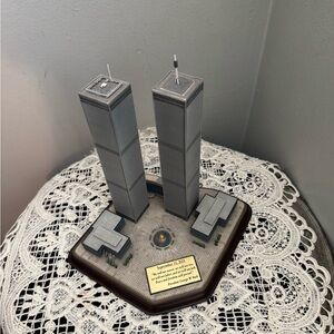 Danbury Mint World Trade Center Twin Towers Model